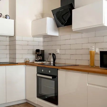 アパート Unique With A Beautiful View And Balcony By Renters *