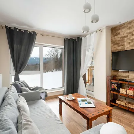 Unique With A Beautiful View And Balcony By Renters *