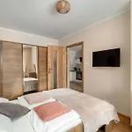 Апартаменты Unique With A Beautiful View And Balcony By Renters Шклярска-Поремба