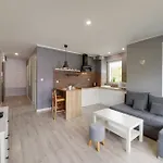 Unique With A Beautiful View And Balcony By Renters Шклярска-Поремба